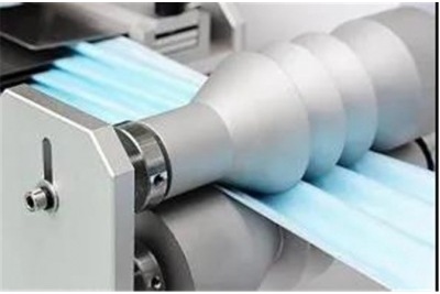 從口罩機鏈輪養(yǎng)護(hù)看精雕機保養(yǎng)