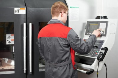 石墨專用精雕機(jī)的清理流程