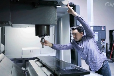 帶刀庫的數(shù)控雕銑機(jī)有啥優(yōu)勢